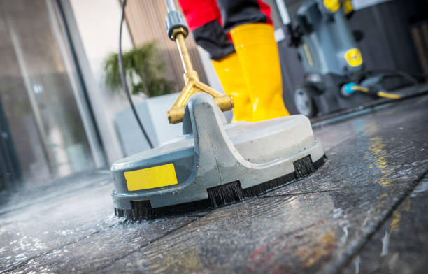 Best Commercial Building Pressure Washing  in Mazomanie, WI